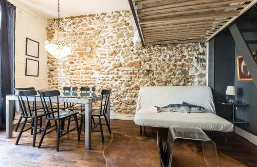 Quartier de la Goutte-d'Or Apartment | Charming 40m² Retreat Steps from Montmartre's Vibrance