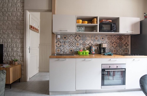 Croix House | Comfortable 4-Bedroom House with Breakfast & Kitchen Access