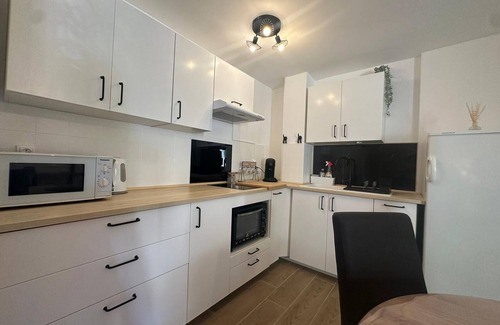 Saintes-Maries-de-la-Mer Apartment | Cosy apartment with terrace, air conditioning, parking space. No pets allowed!