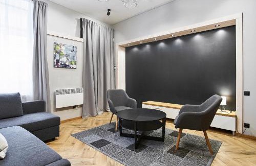 Old Town Apartment | Cozy Apartment in Historic Vilnius Old Town - Pet Friendly