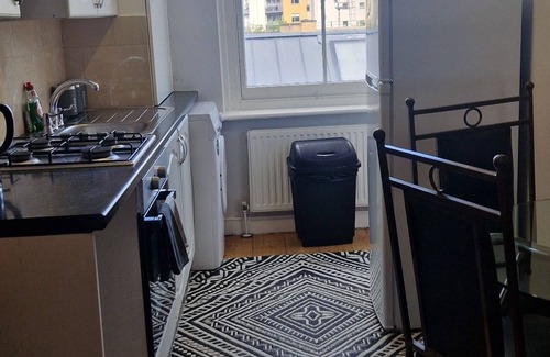 Shoreditch Apartment | Cosy and comfortable place to stay with friends and family.n