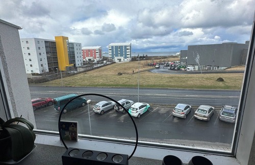 Laekir Apartment | Family-Friendly Apartment in Reykjavik with Great Amenities