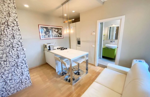 Calvairate Apartment | Viale Umbria Cozy Studio with Family-Friendly Amenities