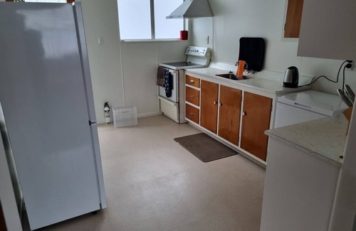 Invercargill House | Inviting Retreat in the Heart of Invercargill