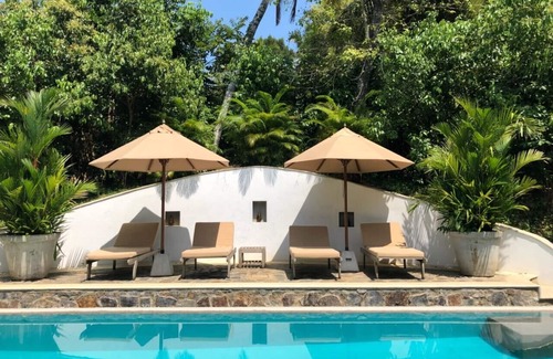 Midigama Villa | Inviting Family Suite at the Colonial Villas Gabrielle