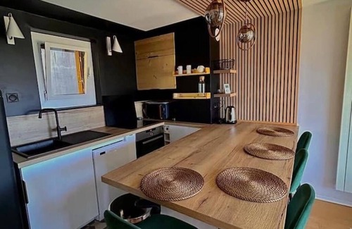 Font-Romeu-Odeillo-Via Apartment | Cosy apartment in Font Romeu, south-facing, 5 minutes from amenities.