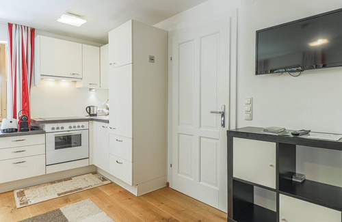 Sankt Johann in Tirol Apartment | Inviting Apartment with Terrace & Breakfast in Prime Location