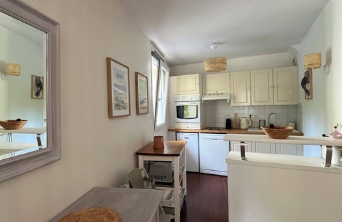 Hardelot-Plage Apartment | Tranquil Duplex Retreat with Pool and Tennis Court
