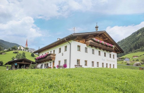 San Giacomo Apartment | Cozy Apartment "Waldblick Oberachrain" with Garden & Wi-Fi