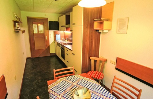 Gortipohl Apartment | Cosy apartment for 5 people with WIFI, TV and terrace