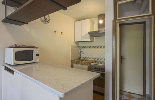 Pieve a Nievole Apartment | Cozy Apartment for 3 with Pool, Hot Tub & Pet Friendly
