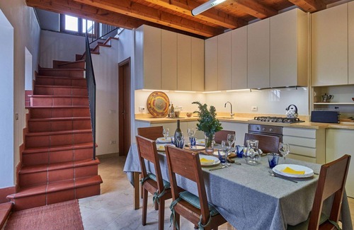 Caprino Veronese House | Inviting Villa Apartment for 6 with Lake View & Patio