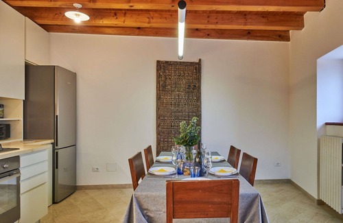 Caprino Veronese House | Inviting Villa Apartment for 6 with Lake View & Patio