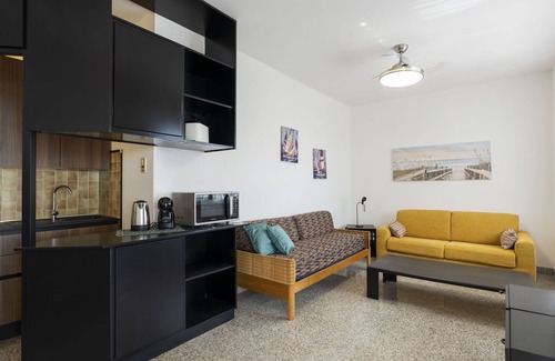 Marina di Andora Apartment | Inviting Apartment for 7 with Ocean View and Pet-Friendly Perks
