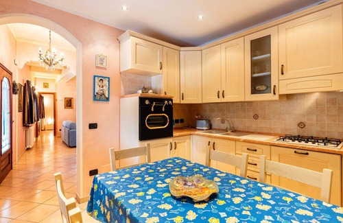 Marina di Andora Villa | Cosy apartment for 4 people with WIFI, terrace and pets allowed