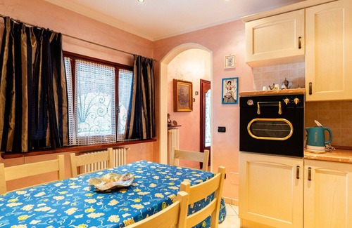 Marina di Andora Villa | Cosy apartment for 4 people with WIFI, terrace and pets allowed