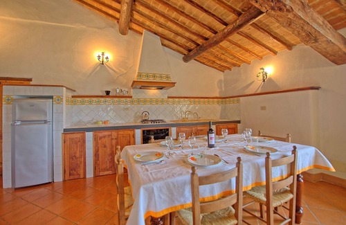Monteroni d'Arbia Apartment | Inviting Apartment with Pool & Views, Near Siena
