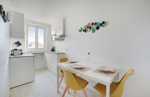 Grenelle Apartment | Convenient 3P Apartment Near Champs de Mars - Family Friendly