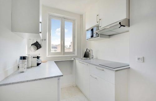 Grenelle Apartment | Convenient 3P Apartment Near Champs de Mars - Family Friendly