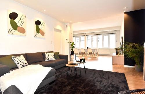 Zaventem Apartment | Charming Apartment Near Brussels Airport with Scenic Terrace