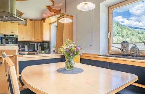 Stuhlfelden Apartment | Inviting Apartment Near Kaprun & Kitzbühel with Kitchen