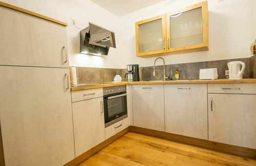 Runhof Apartment | Cozy Apartment for 4 with WIFI, Terrace, and Pet Welcome