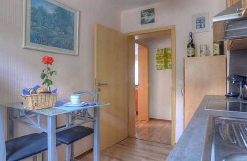Bromskirchen Apartment | Cozy Apartment for 4 with Balcony, Pets Welcome & Lake View