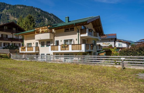 Mayrhofen Apartment | Cosy apartment for 2 people with WIFI, terrace and pets allowed