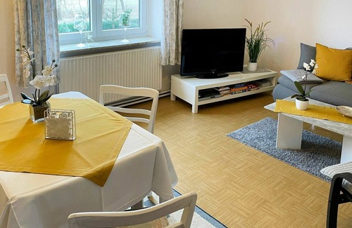 Armstorf Apartment | Cosy apartment for 3 people with WIFI, TV, patio and parking