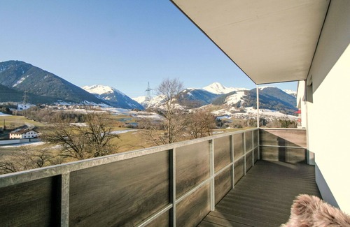 Axams Apartment | Cosy apartment for 3 guests with WIFI, TV, terrace and parking