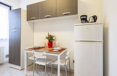 Stadera Apartment | Cozy Apartment for 3: Pet-Friendly with Great Amenities