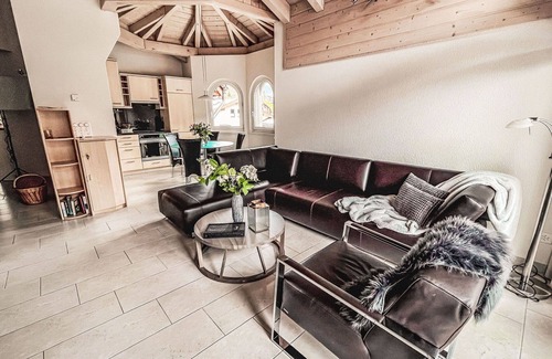 Saas-Fee Apartment | Cosy apartment for 4 guests with WIFI, TV, balcony and parking