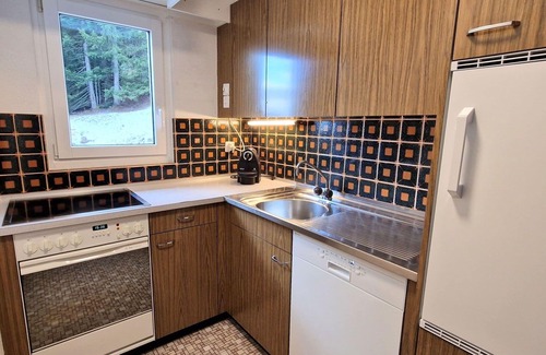 Valbella Apartment | Inviting Apartment for 4 with WIFI, Balcony & Great Amenities