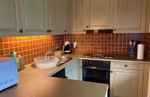 Ruedisbach Apartment | Cozy Apartment for 4 with Balcony, Pet Friendly & Parking