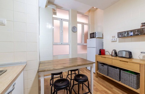 El Toyo Apartment | Inviting Oceanfront Apartment with Balcony and A/C