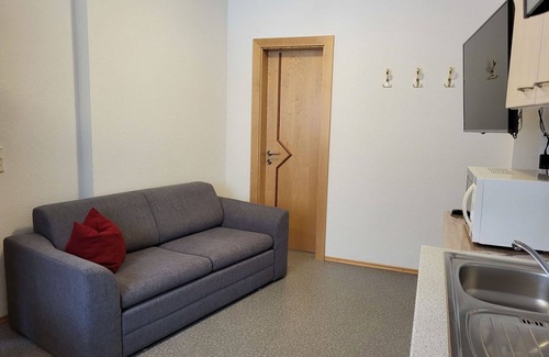Ischgl Apartment | Cozy Apartment with Terrace, Kitchen & Spa for 4 Guests