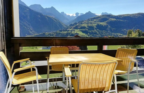 Acletta Apartment | Cozy Apartment for Four with Pool, WIFI & Panoramic View