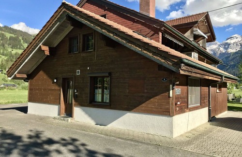 Lenk Apartment | Guest Rated: Impressive Apartment for 4 with Wifi & Balcony