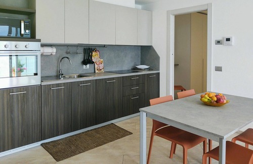 Gera Lario Apartment | Inviting Apartment for 4 with A/C, WiFi, Terrace & Pets