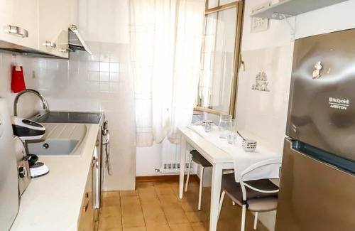 Sanremo Apartment | Comfortable Oceanfront Apartment for 4 with Free WIFI