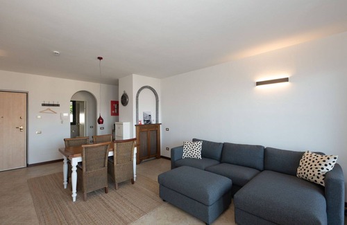 Baveno Apartment | Cosy apartment for 4 people with WIFI, TV, patio and pets allowed