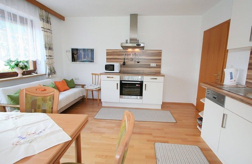Fuegenberg Apartment | Stunning Apartment for 4 with Terrace & Panoramic Lake Views