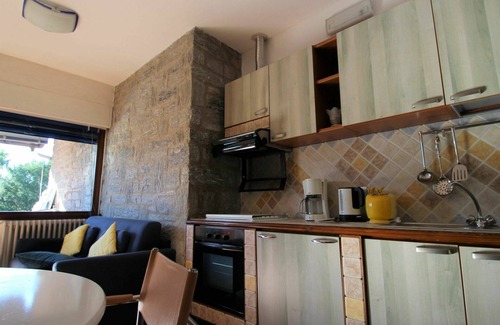 Luino Apartment | Cozy Apartment for 4 with Pool, WIFI, and Lake View