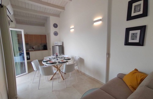 San Corrado di Fuori Apartment | Comfortable Apartment for 6 with Ocean View & A/C