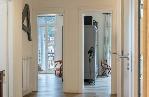 Airole Apartment | Cosy apartment for 5 guests with WIFI, balcony and panoramic view