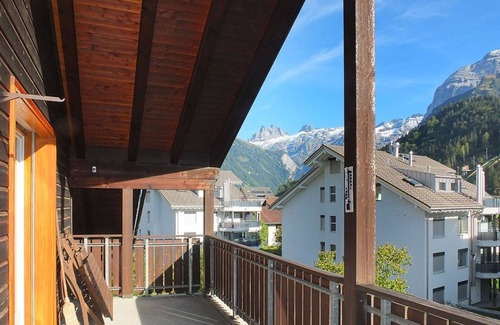 Engelberg Apartment | Cozy Apartment for 6 with WIFI, Balcony & Spa Access