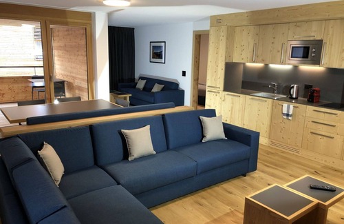 Acletta Apartment | Spacious Apartment with Pool, Hot Tub & Panoramic Views