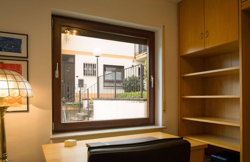 Lahnstein Apartment | Spacious Apartment for 6: WIFI, TV & Scenic Terrace Views