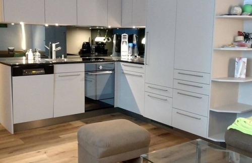 Parpan Apartment | Cozy Apartment for 6 with WIFI, TV, and Balcony Access