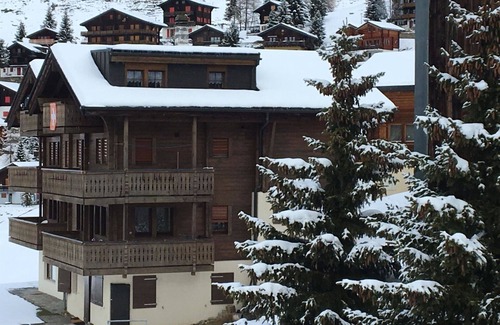 Riederalp Apartment | Cosy apartment for 6 guests with WIFI, TV and balcony